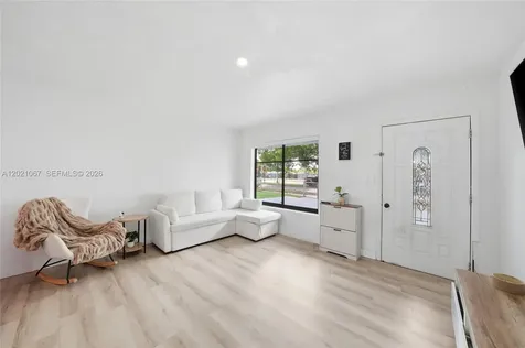 4970 NW 199th Street Miami Gardens FL 33055