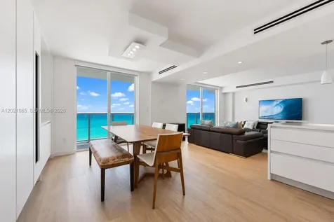 2457 Collins Avenue Miami Beach FL 33140
