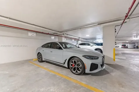 2457 Collins Avenue Miami Beach FL 33140