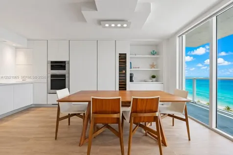 2457 Collins Avenue Miami Beach FL 33140