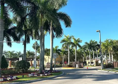 2735 SE 16th Avenue Homestead FL 33035