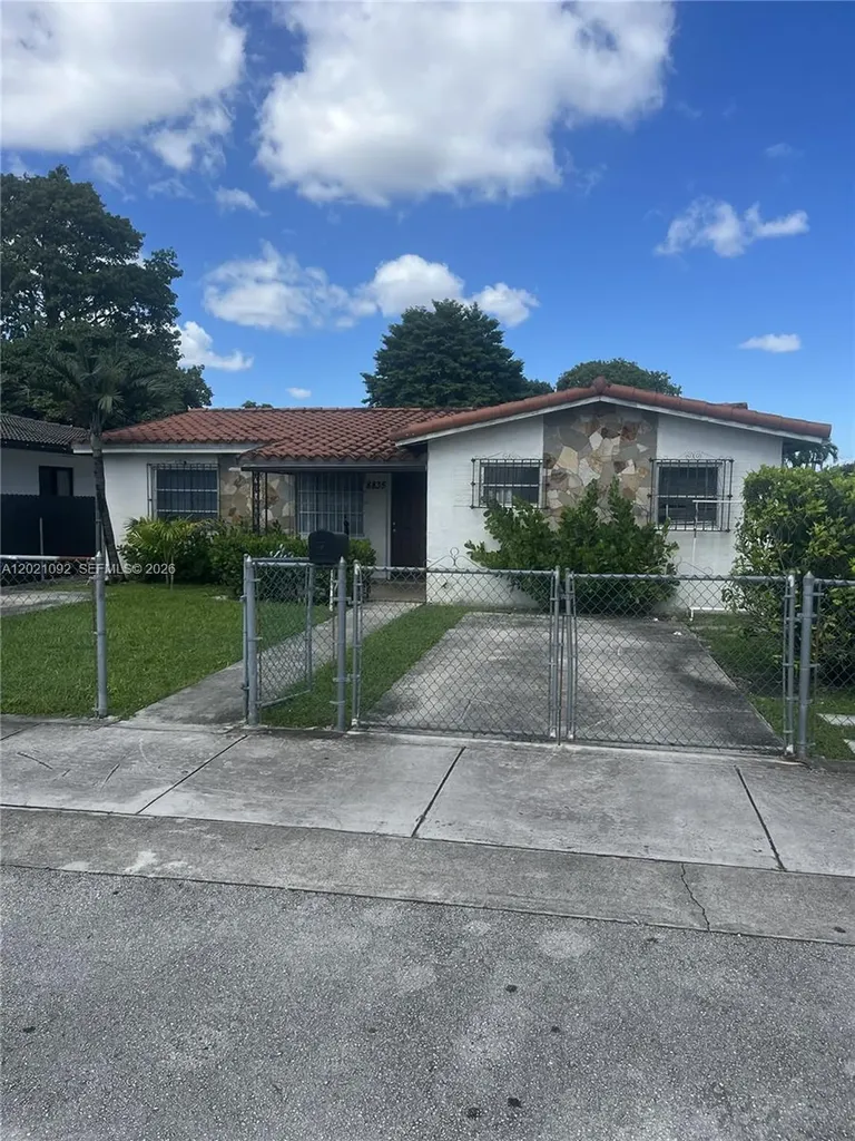 8835 SW 27th Street Miami FL 33165