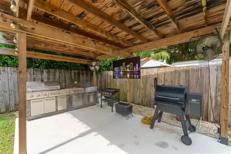 16325 SW 276th Terrace Homestead FL 33031