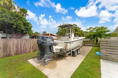 16325 SW 276th Terrace Homestead FL 33031
