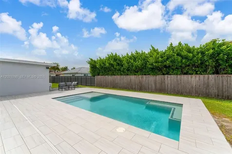 16325 SW 276th Terrace Homestead FL 33031