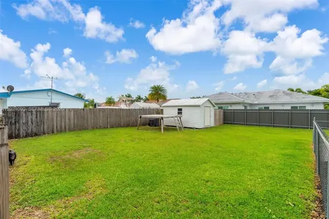 16325 SW 276th Terrace Homestead FL 33031