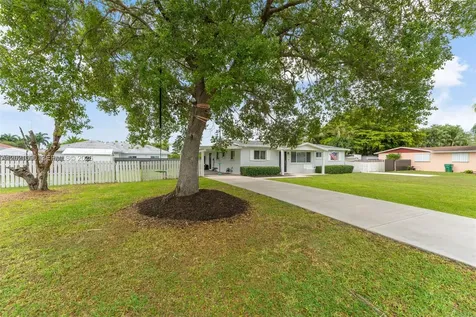 16325 SW 276th Terrace Homestead FL 33031