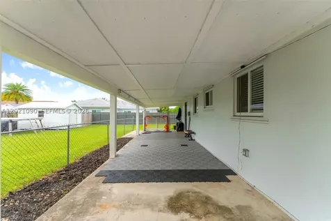 16325 SW 276th Terrace Homestead FL 33031