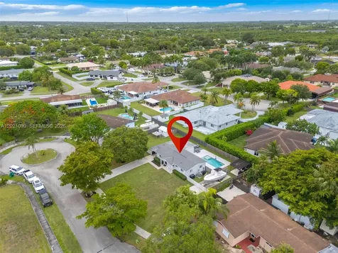 16325 SW 276th Terrace Homestead FL 33031