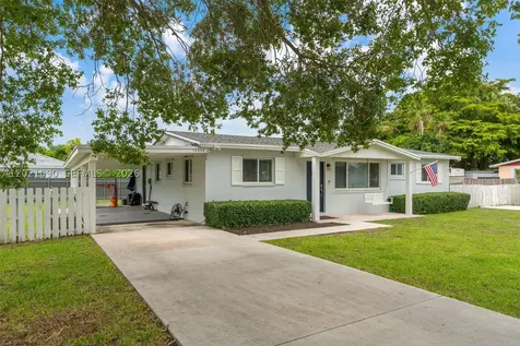 16325 SW 276th Terrace Homestead FL 33031