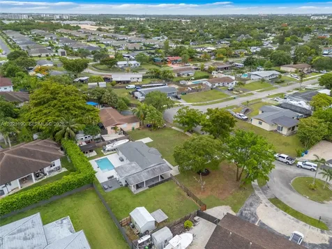 16325 SW 276th Terrace Homestead FL 33031
