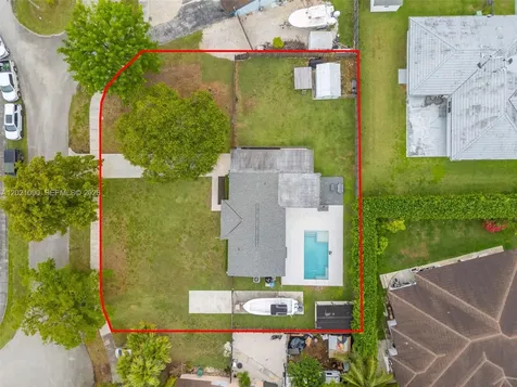 16325 SW 276th Terrace Homestead FL 33031
