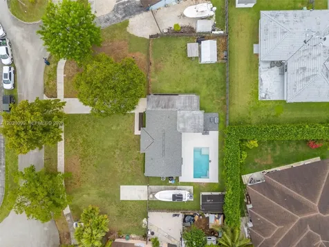 16325 SW 276th Terrace Homestead FL 33031