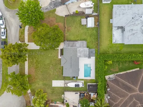 16325 SW 276th Terrace Homestead FL 33031
