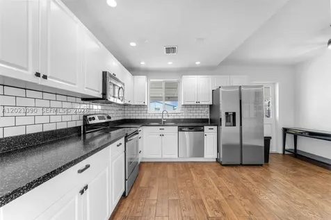 16325 SW 276th Terrace Homestead FL 33031
