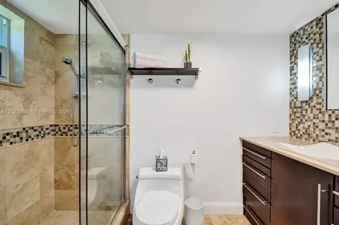 1025 SE 3rd Avenue Dania Beach FL 33004