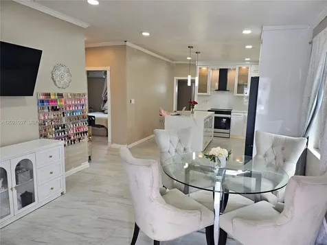 528 NW 10th Street Florida City FL 33034
