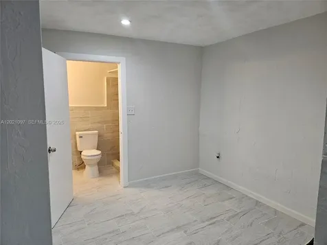 528 NW 10th Street Florida City FL 33034