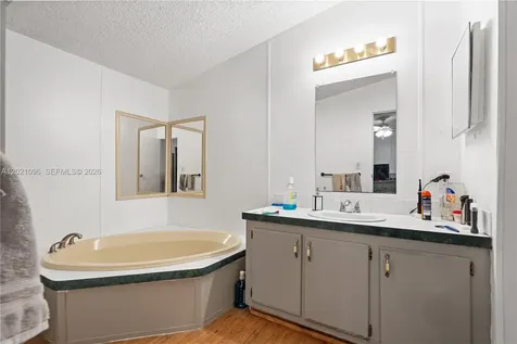 7717 SE Swan Avenue Hobe Sound FL 33455