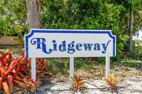 7717 SE Swan Avenue Hobe Sound FL 33455