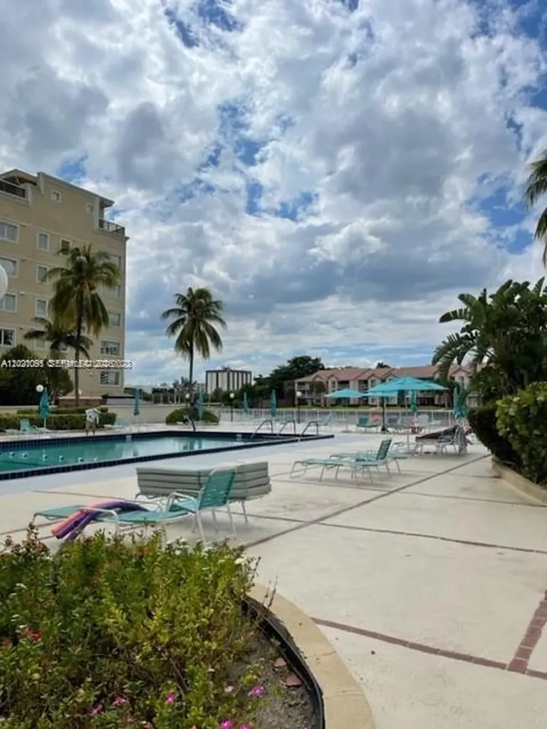 3800 S Ocean Drive Hollywood FL 33019