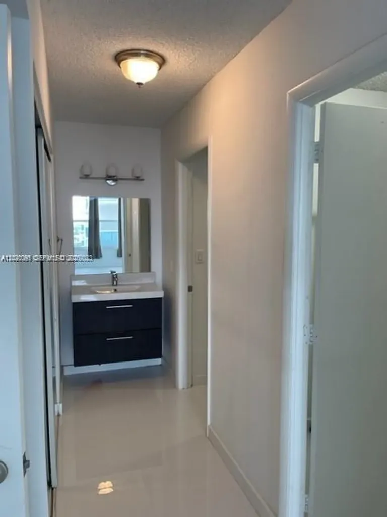 3800 S Ocean Drive Hollywood FL 33019