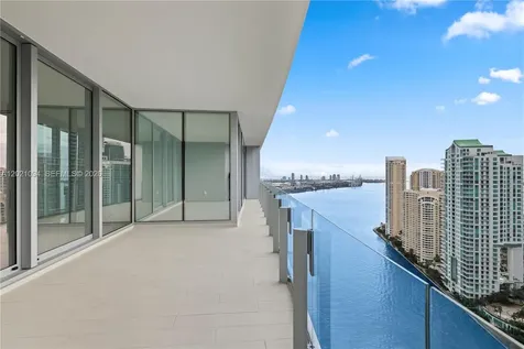 300 Biscayne Blvd Way Miami FL 33131