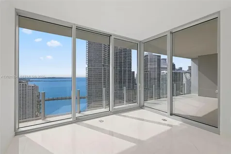 300 Biscayne Blvd Way Miami FL 33131