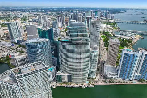 300 Biscayne Blvd Way Miami FL 33131