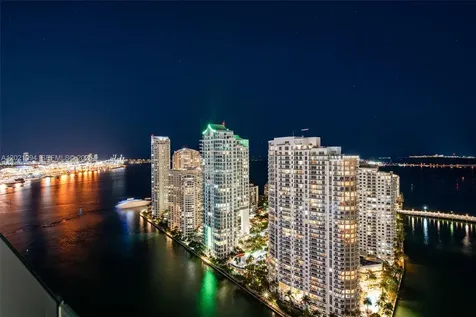 300 Biscayne Blvd Way Miami FL 33131