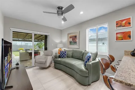 5500 SW 87th Avenue Miami FL 33165