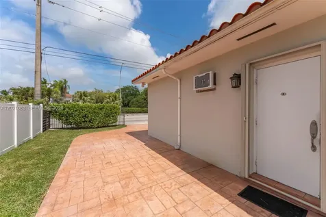 5500 SW 87th Avenue Miami FL 33165