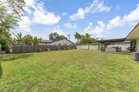 5500 SW 87th Avenue Miami FL 33165