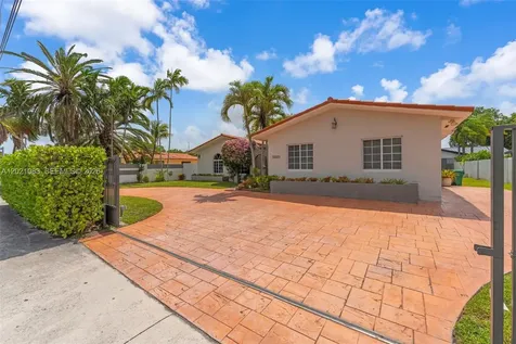 5500 SW 87th Avenue Miami FL 33165