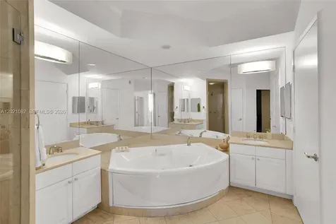 735 Crandon Boulevard Key Biscayne FL 33149