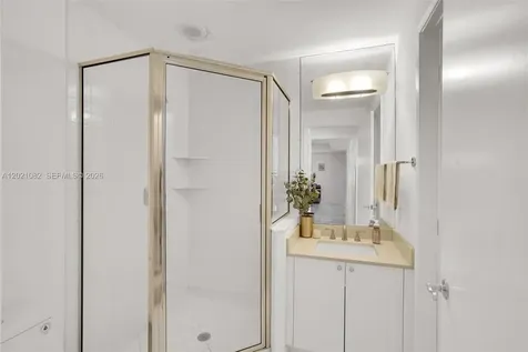 735 Crandon Boulevard Key Biscayne FL 33149