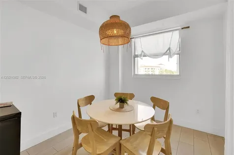 735 Crandon Boulevard Key Biscayne FL 33149