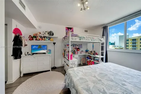 2775 NE 187th Street Aventura FL 33180