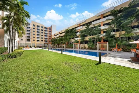 2775 NE 187th Street Aventura FL 33180
