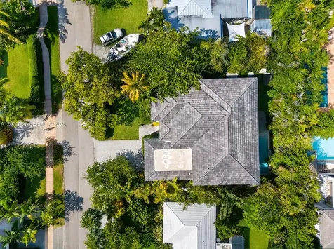 442 Ridgewood Road Key Biscayne FL 33149