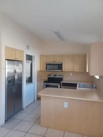 17316 NW 74th Avenue Hialeah FL 33015