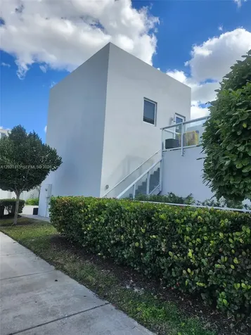 6369 NW 104th Path Doral FL 33178