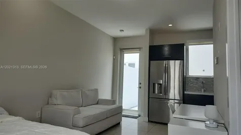 6369 NW 104th Path Doral FL 33178