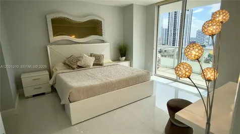 50 Biscayne Boulevard Miami FL 33132