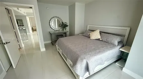 50 Biscayne Boulevard Miami FL 33132
