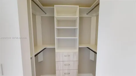 488 NE 18th Street Miami FL 33132