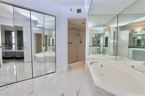 3530 Mystic Pointe Drive Aventura FL 33180