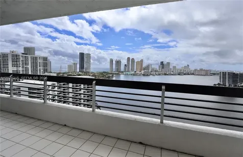 3530 Mystic Pointe Drive Aventura FL 33180