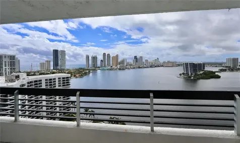 3530 Mystic Pointe Drive Aventura FL 33180