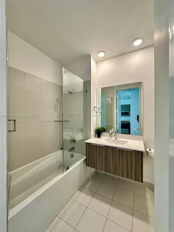 6401 NW 103rd Place Doral FL 33178